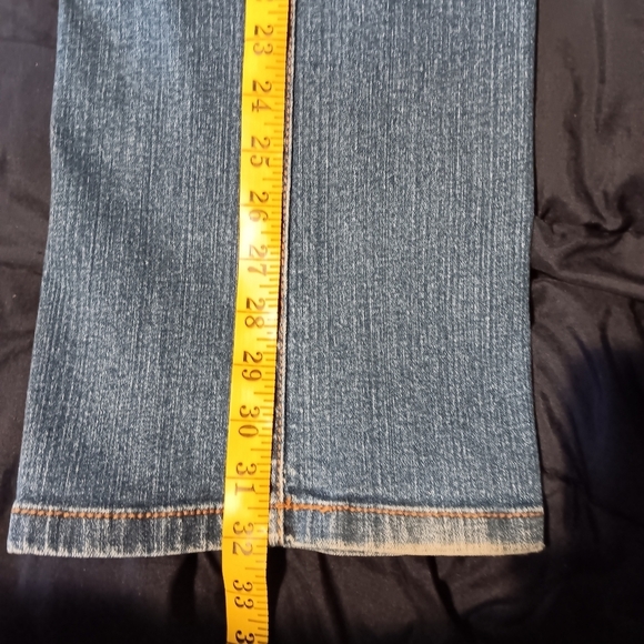 DKNY Jeans Y2K Women's Size 12 Mid-Rise Normal Straight Stretch Zip & Button - Picture 10 of 14